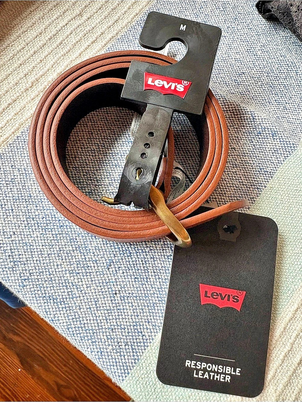 Levi's Brown Leather Belt NWT Size Medium